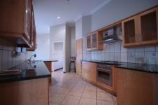 Kitchen - 35 square meters of property in Woodhill Golf Estate