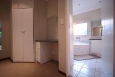 Main Bedroom - 35 square meters of property in Woodhill Golf Estate