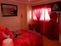 Bed Room 1 - 16 square meters of property in Brakpan