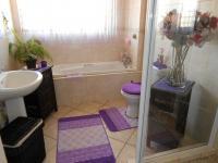 Bathroom 2 - 8 square meters of property in Brakpan