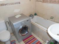 Main Bathroom - 5 square meters of property in Dobsonville