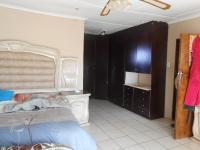Main Bedroom - 28 square meters of property in Dobsonville