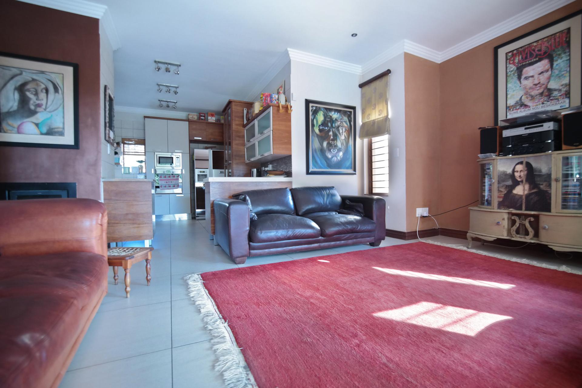 TV Room - 26 square meters of property in The Wilds Estate