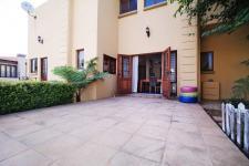 Patio - 61 square meters of property in The Wilds Estate