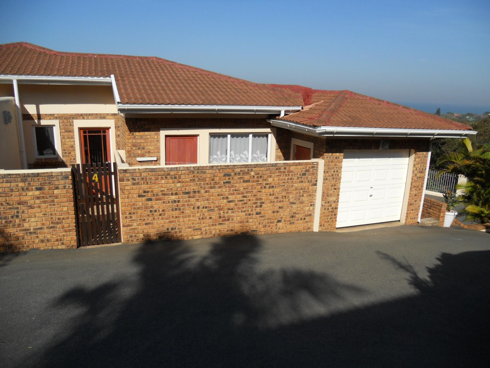 Front View of property in Port Edward