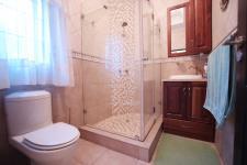 Bathroom 1 - 5 square meters of property in The Wilds Estate