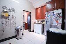 Kitchen - 54 square meters of property in The Wilds Estate