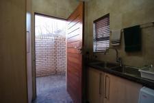 Kitchen - 18 square meters of property in The Wilds Estate