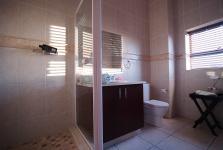 Bathroom 2 - 8 square meters of property in The Wilds Estate