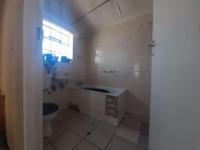 Bathroom 1 of property in Tafelsig