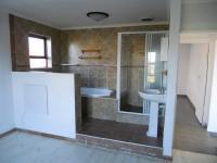 Main Bathroom - 7 square meters of property in Sea View EC