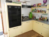 Kitchen - 22 square meters of property in Oudtshoorn