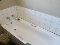 Main Bathroom - 5 square meters of property in Naturena