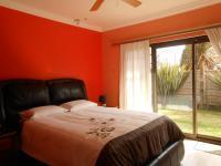 Main Bedroom - 35 square meters of property in Potchefstroom