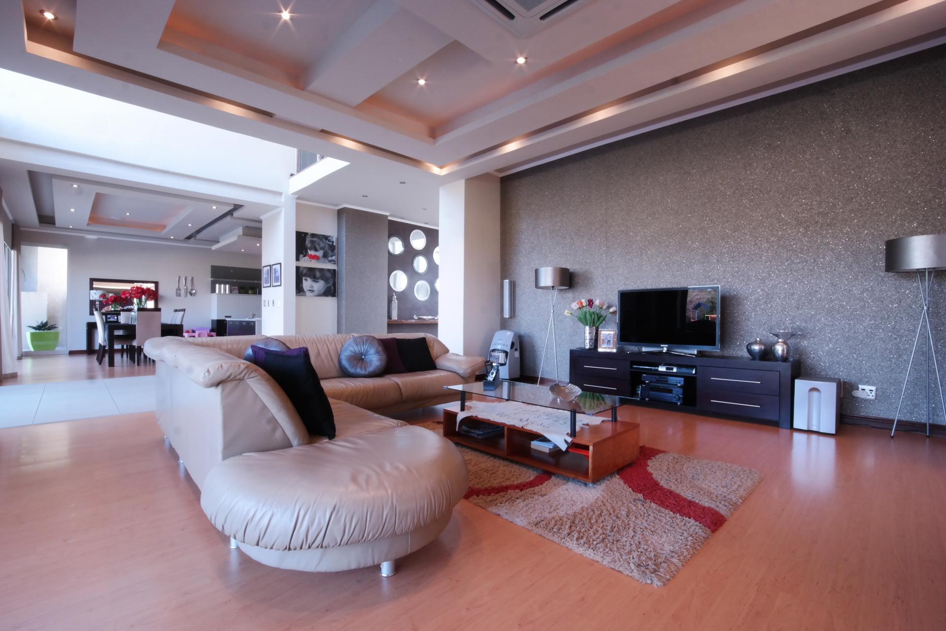 Lounges - 41 square meters of property in Silver Lakes Golf Estate
