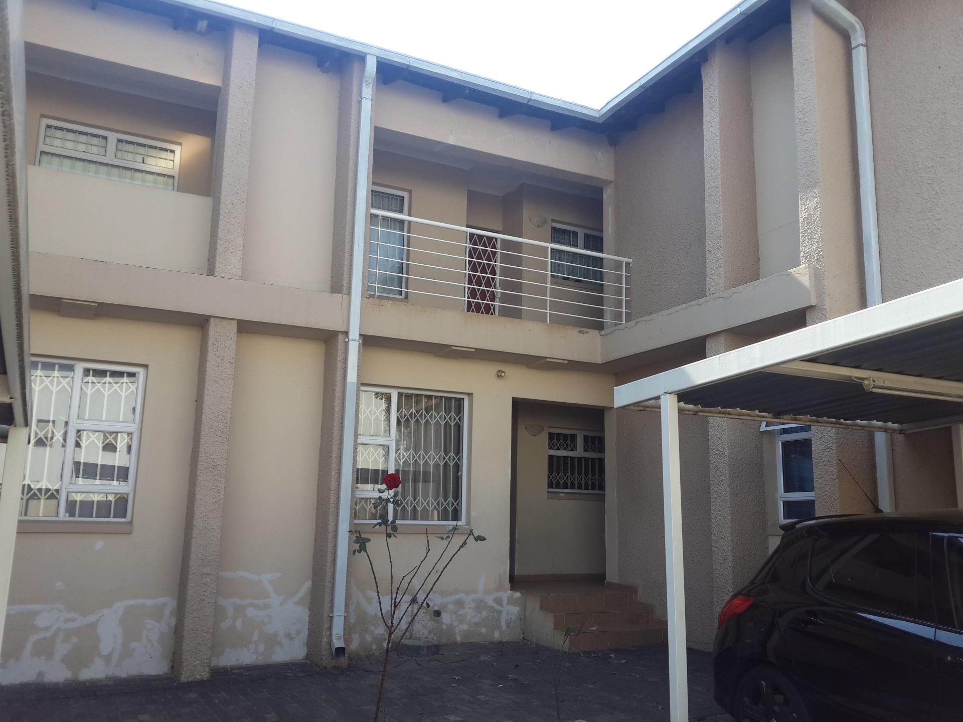 Front View of property in Randburg