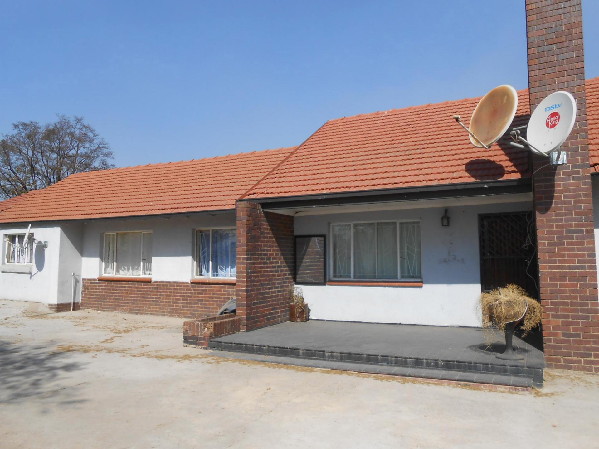 5 Bedroom House for Sale For Sale in Emalahleni (Witbank)
