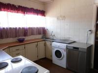 Kitchen - 13 square meters of property in Brakpan