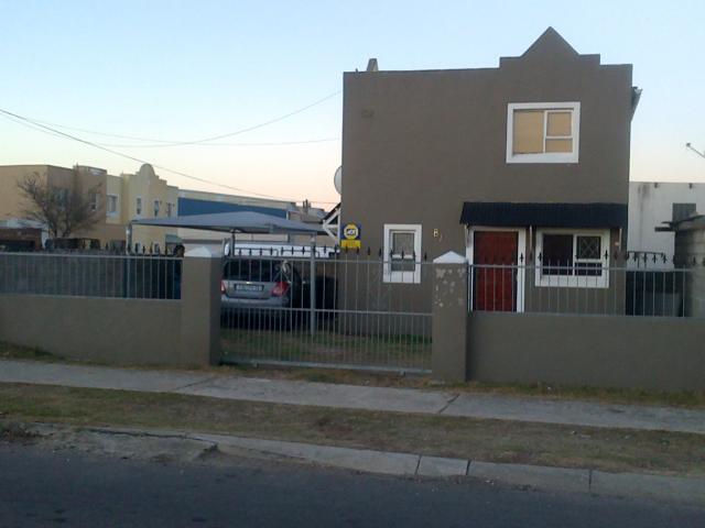  of property in Algoa Park