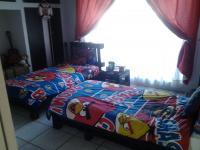 Bed Room 1 of property in Brenthurst