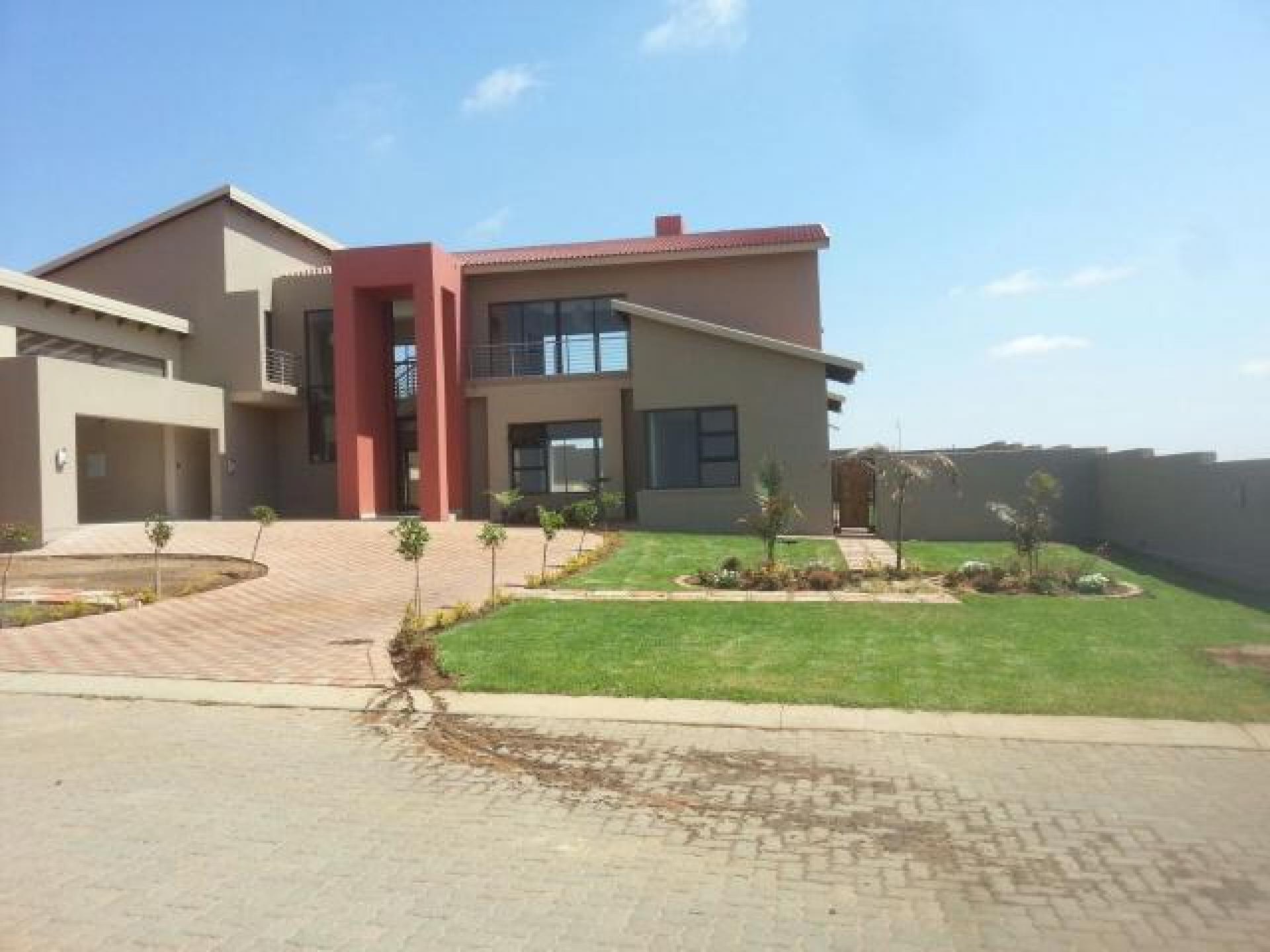 Front View of property in Bronkhorstspruit