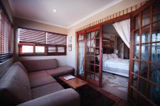 Lounges - 46 square meters of property in Woodhill Golf Estate