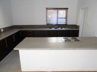 Kitchen - 24 square meters of property in Klippoortjie AH