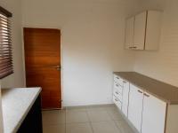 Kitchen - 24 square meters of property in Klippoortjie AH