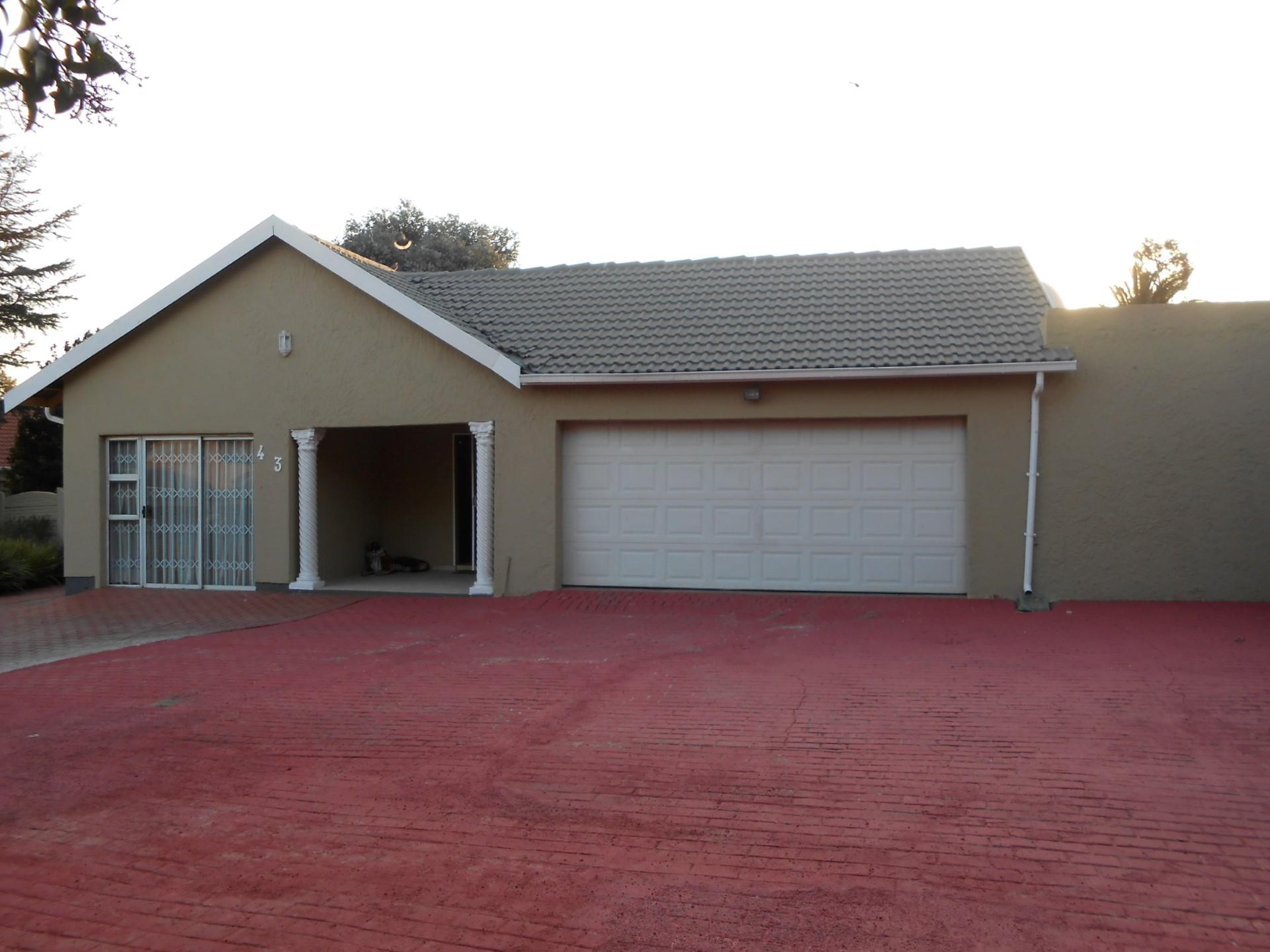 Front View of property in Alberton