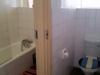 Main Bathroom - 6 square meters of property in Weavind Park