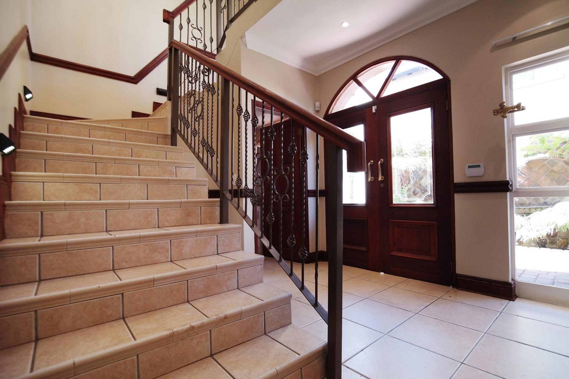 Spaces - 83 square meters of property in Silver Lakes Golf Estate