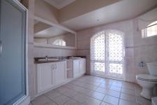 Main Bathroom - 14 square meters of property in Silver Lakes Golf Estate