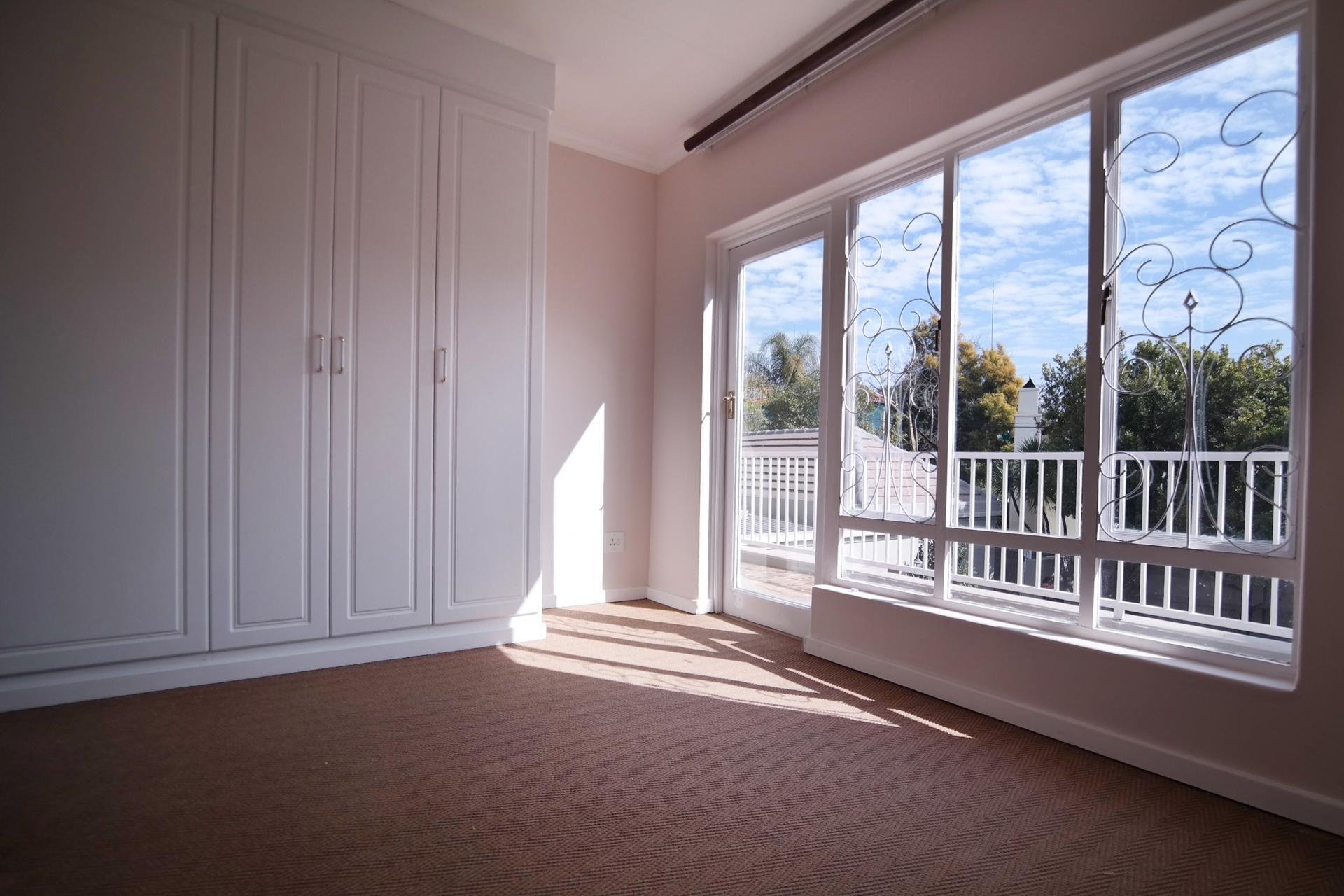 Bed Room 2 - 14 square meters of property in Silver Lakes Golf Estate