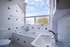 Bathroom 1 - 1 square meters of property in Silver Lakes Golf Estate