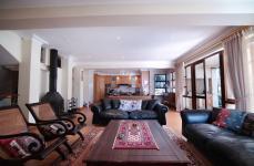 TV Room - 83 square meters of property in Woodhill Golf Estate