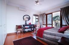 Bed Room 1 - 29 square meters of property in Woodhill Golf Estate