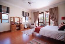 Bed Room 2 - 22 square meters of property in Woodhill Golf Estate