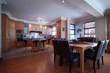 Dining Room - 25 square meters of property in Woodhill Golf Estate