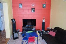 Lounges - 18 square meters of property in Mitchells Plain