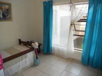 Bed Room 2 - 12 square meters of property in Uvongo
