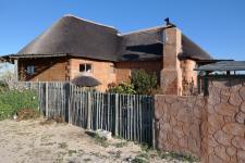 Front View of property in Hopefield