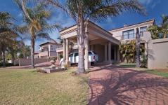 4 Bedroom 4 Bathroom House for Sale for sale in Woodhill Golf Estate