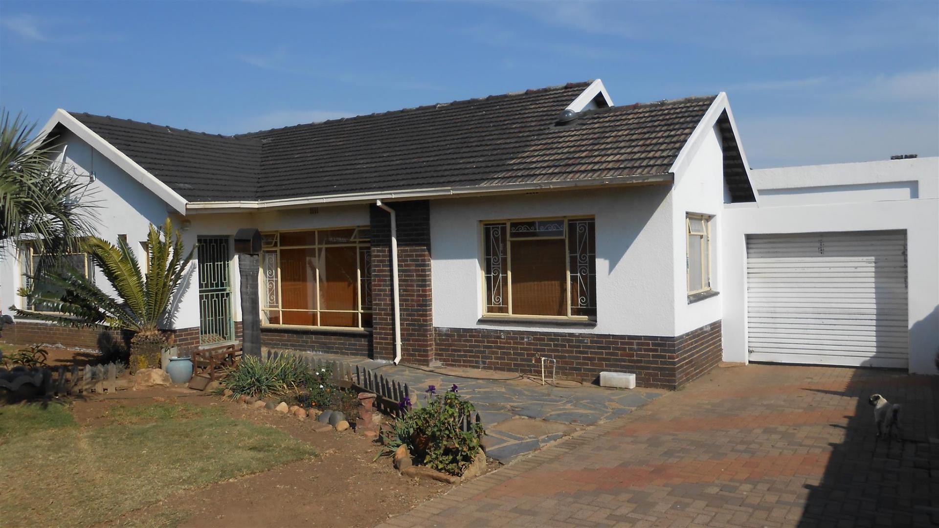 Front View of property in Kempton Park