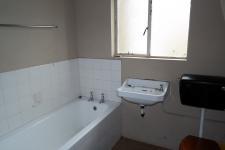 Bathroom 1 - 7 square meters of property in Moorreesburg