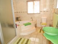 Bathroom 2 - 10 square meters of property in Lenasia South