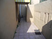 Spaces - 32 square meters of property in Port Edward