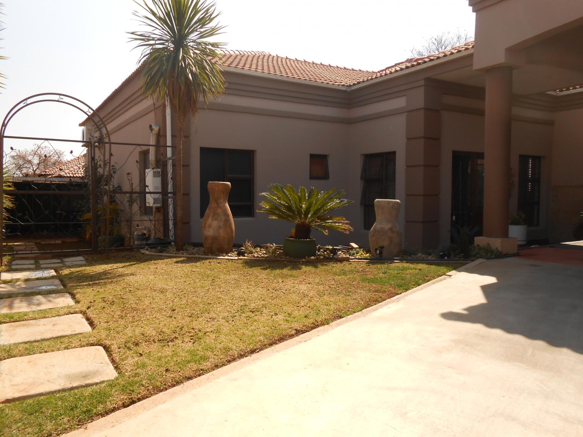 Front View of property in Wilkoppies