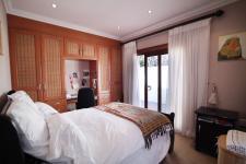 Bed Room 1 - 14 square meters of property in Woodlands Lifestyle Estate