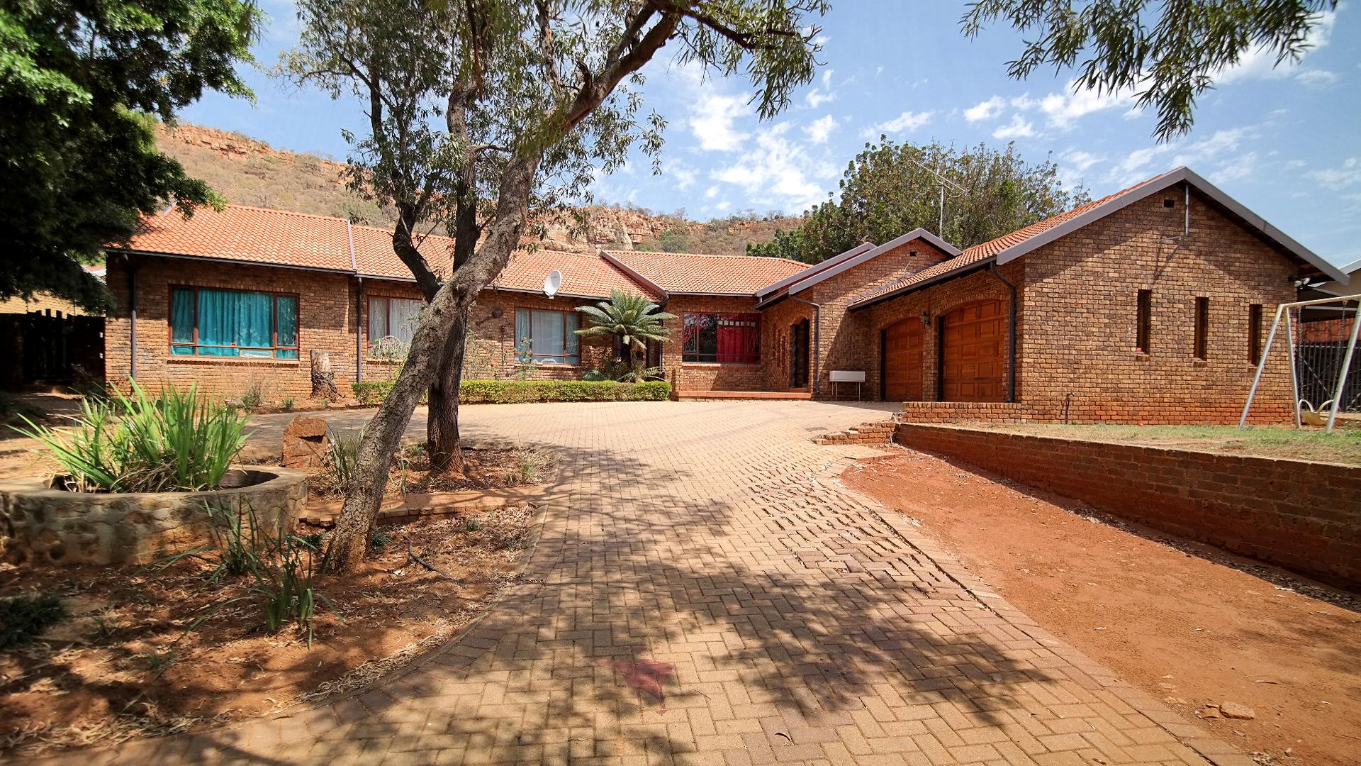 4 Bedroom House  for Sale For Sale in Rustenburg  Private 