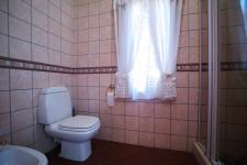 Main Bathroom - 9 square meters of property in Silver Lakes Golf Estate